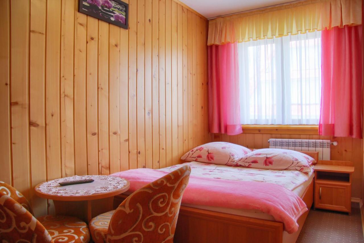 Pokoje Goscinne Anna Bukowska Bukowina Tatrzańska Buitenkant foto
